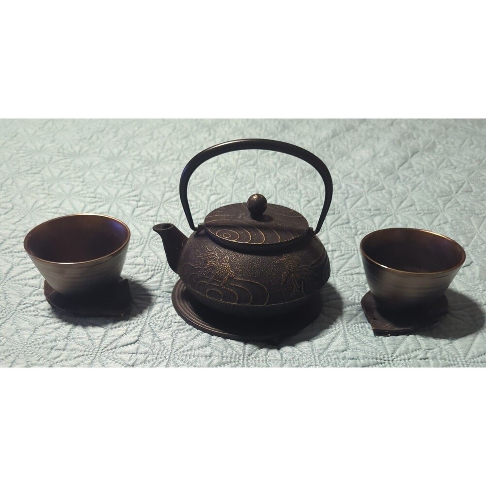 Teavana Cast Iron Koi Fish Tea Kettle Trivet Coasters & Porcelain Cups Japanese